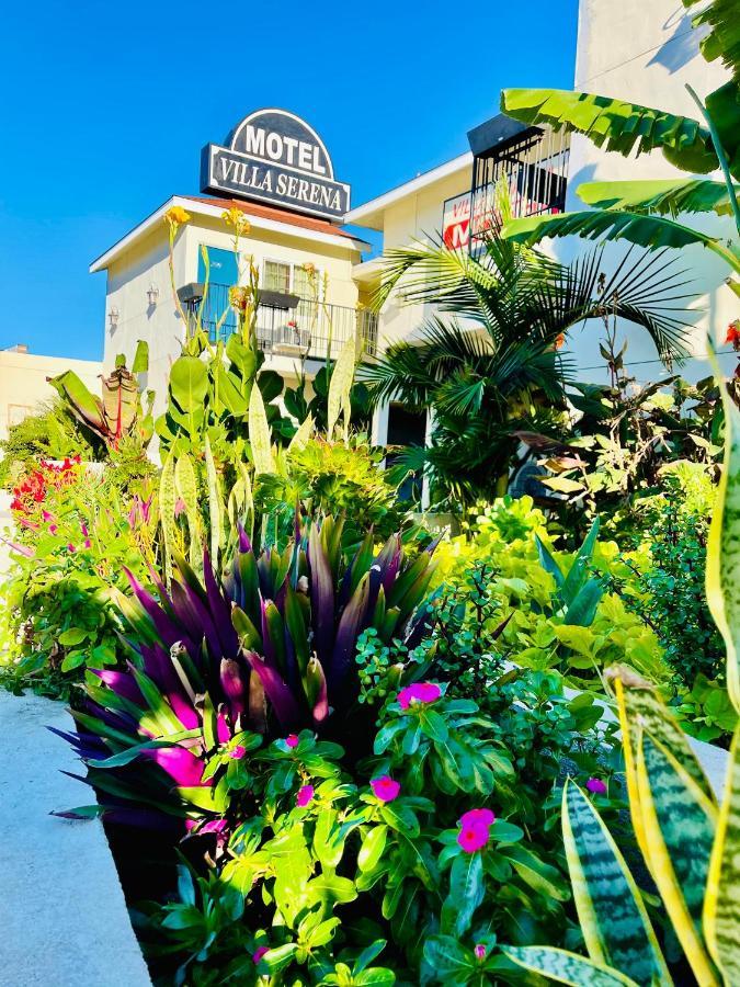 Hotel Villa Serena El Cajón Exterior foto